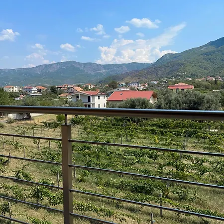 Gjoni Apartment Kallmet i Madh