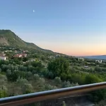 Gjoni * Kalmet