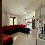 Апартаменты Gjoni