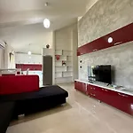 Апартаменты Gjoni *