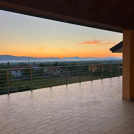 Gjoni Apartament Kalmet