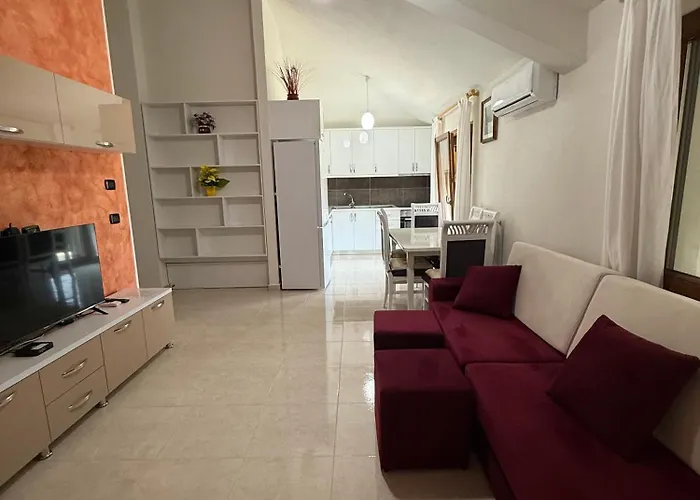 Apartamento Gjoni